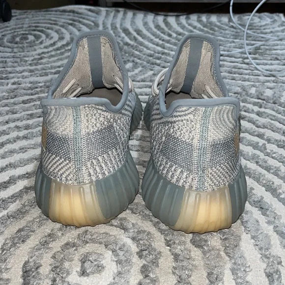 YEEZY 350 ISRAFIL - Picture 4 of 8